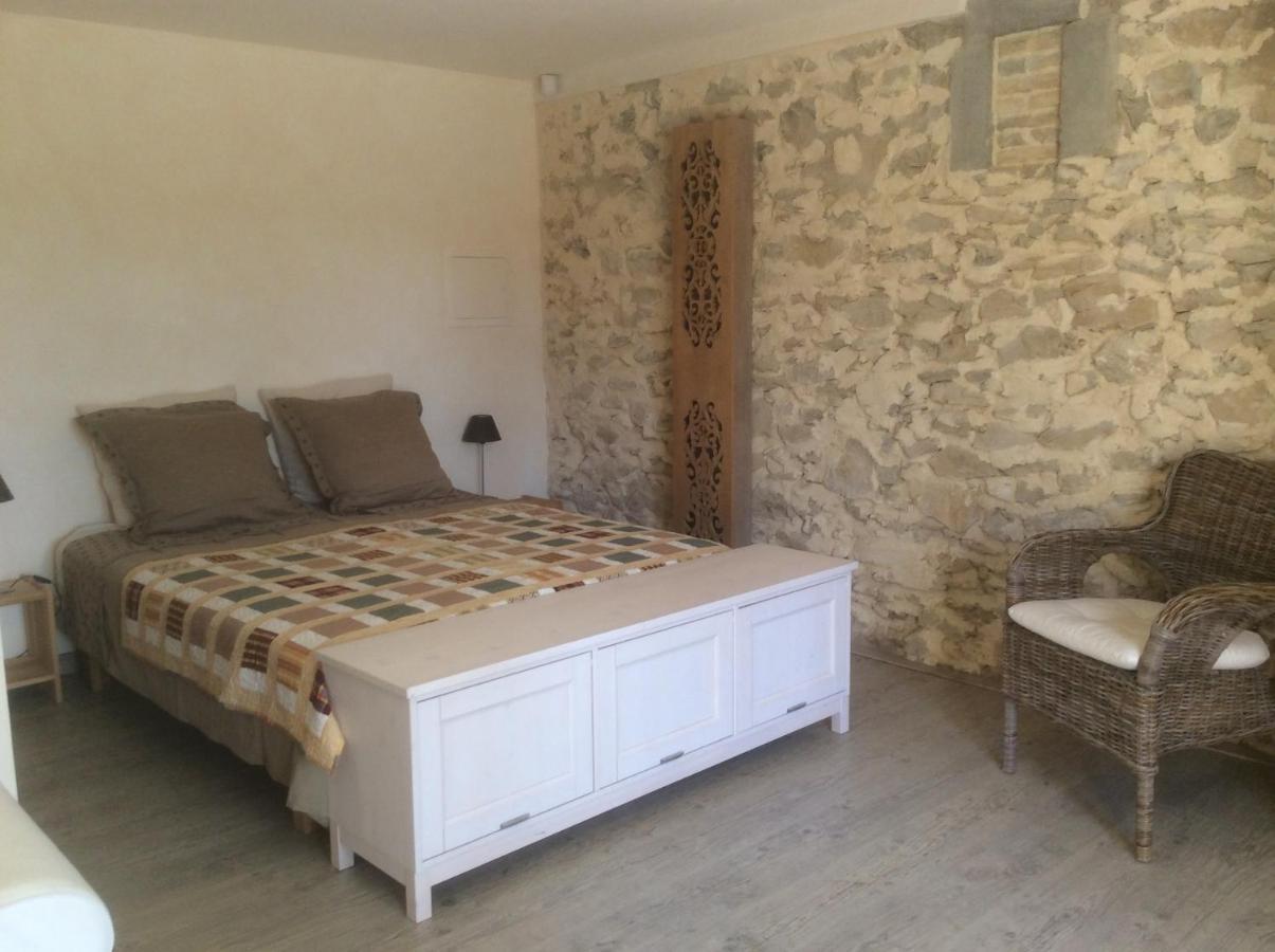 Mas De Costebelle Bed & Breakfast Bollène Eksteriør bilde